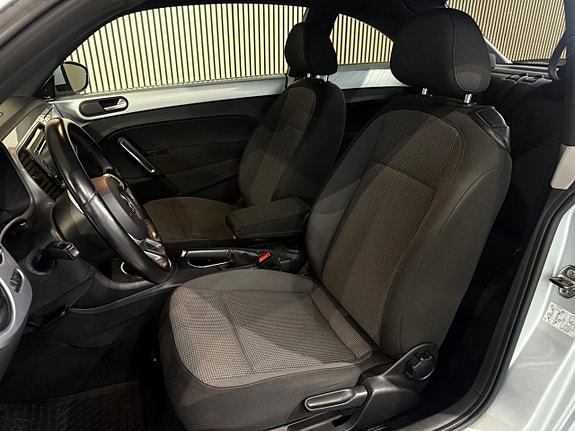 Volkswagen Beetle 11 of 27
