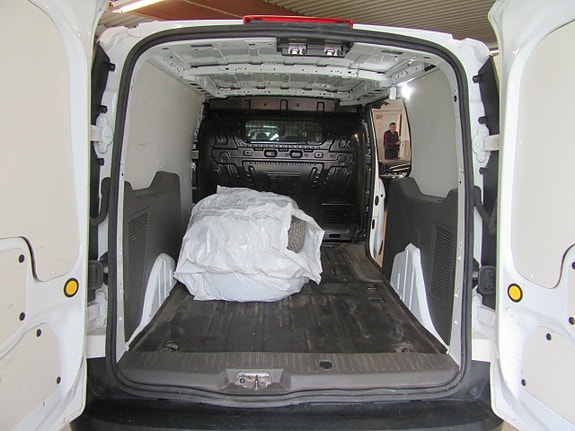 Ford Transit Connect 5 of 5