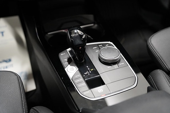 BMW 118i 14 of 24