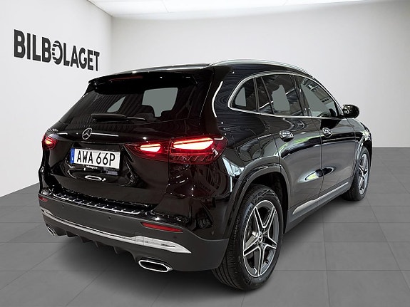 Mercedes-Benz GLA250 e 4 of 19