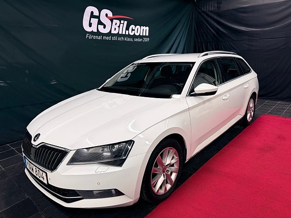 Skoda Superb 2 of 5