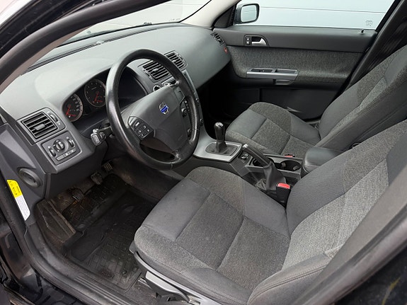 Volvo V50 10 of 10