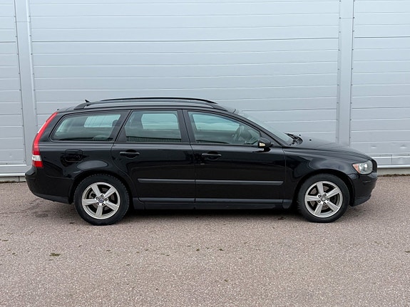 Volvo V50 7 of 10