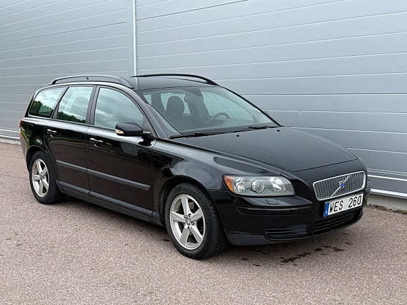 Volvo V50 8 of 10