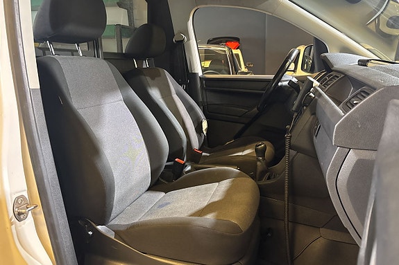 Volkswagen Caddy 8 of 23