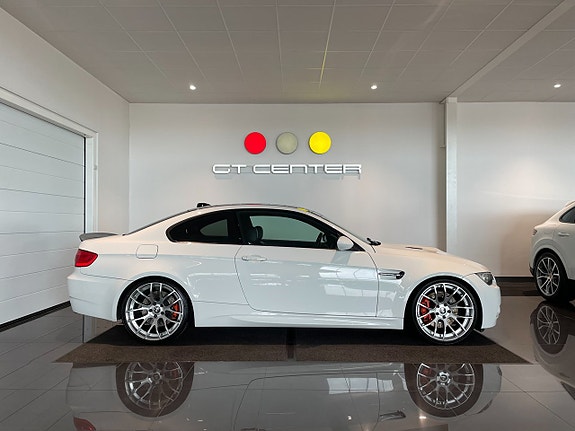 BMW M3 2 of 5