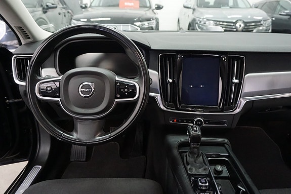 Volvo V90 12 of 29