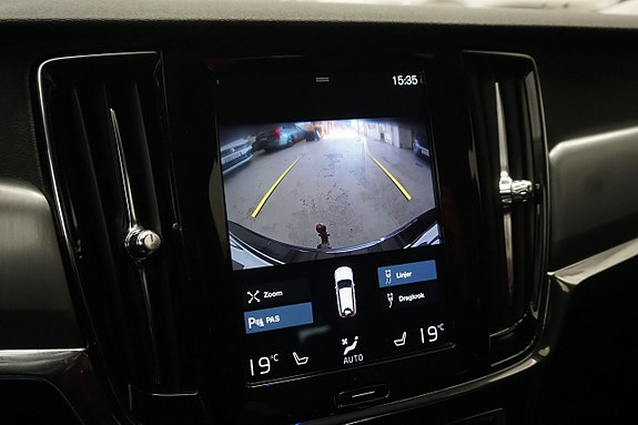 Volvo V90 16 of 29
