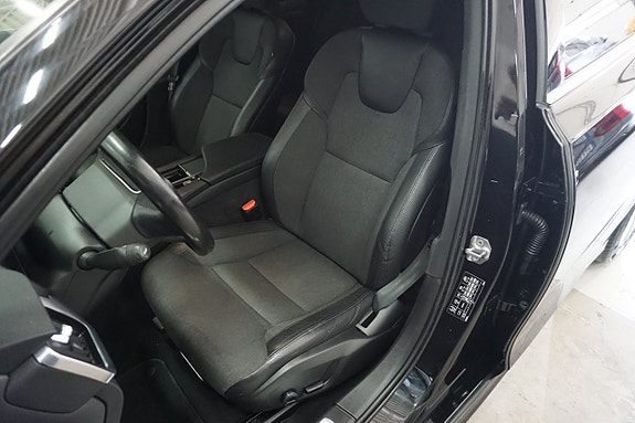 Volvo V90 18 of 29