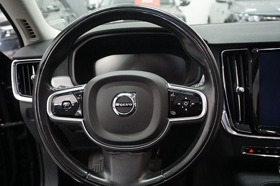 Volvo V90 13 of 29