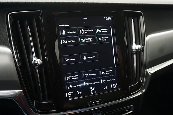 Volvo V90 15 of 29