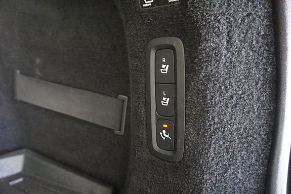 Volvo V90 24 of 29