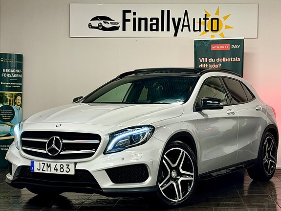Mercedes-Benz GLA220 2 of 5