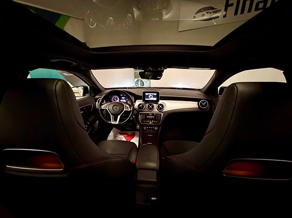 Mercedes-Benz GLA220 6 of 19