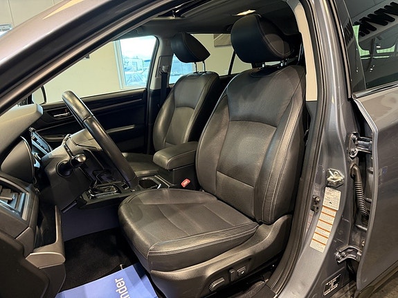 Subaru Outback 10 of 29