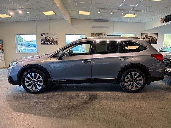 Subaru Outback 25 of 29