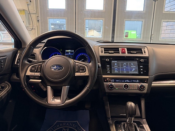 Subaru Outback 8 of 29
