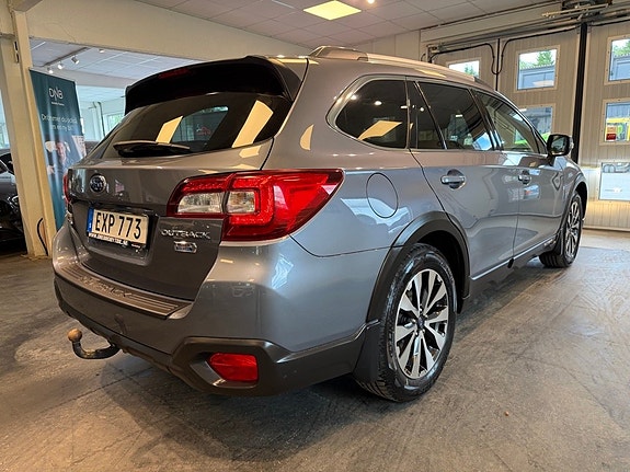 Subaru Outback 4 of 5