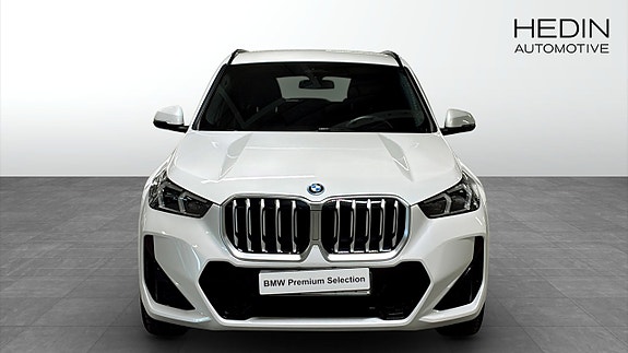 BMW X1 8 of 9