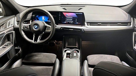 BMW X1 4 of 9