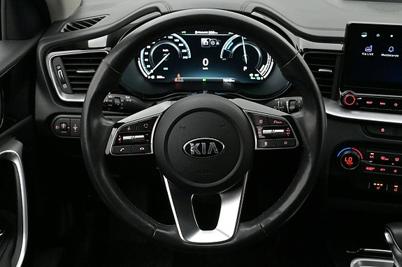 Kia XCeed 7 of 27