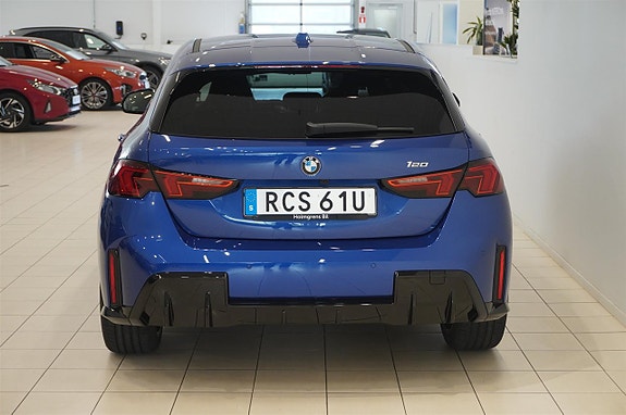 BMW 120 6 of 18