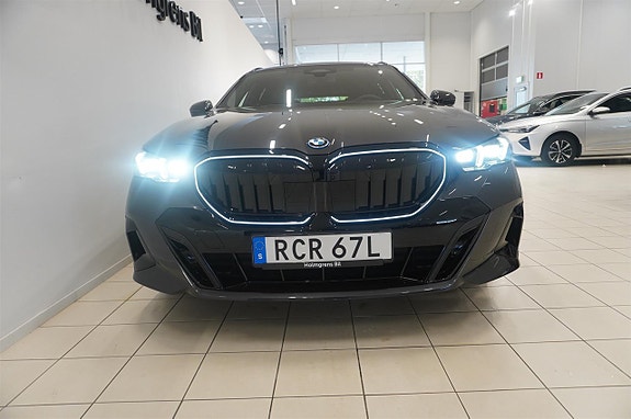 BMW 550e 4 of 5