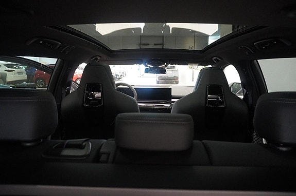 BMW 550e 9 of 11