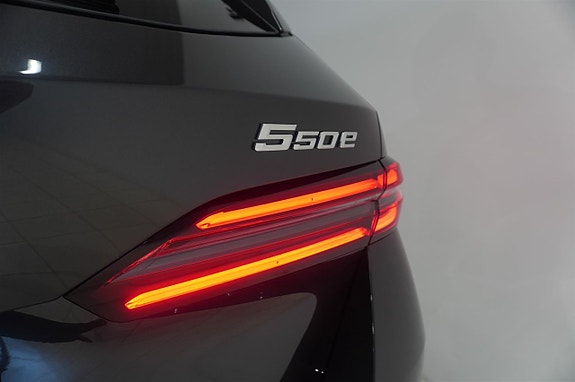 BMW 550e 7 of 11