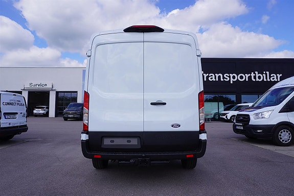 Ford Transit 4 of 5