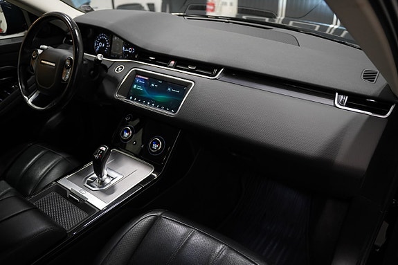 Land Rover Range Rover Evoque 11 of 23