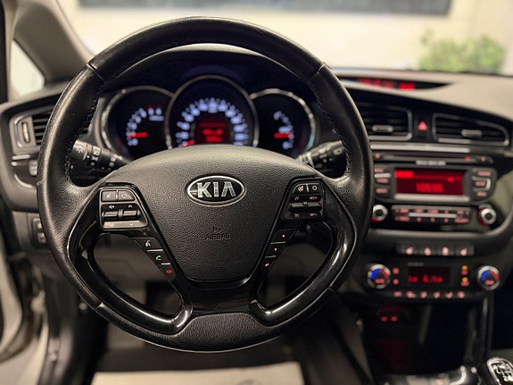 Kia Ceed 10 of 24