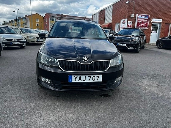 Skoda Fabia 3 of 5