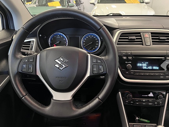 Suzuki S-Cross 14 of 22