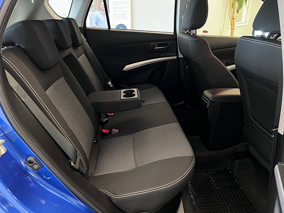 Suzuki S-Cross 11 of 22