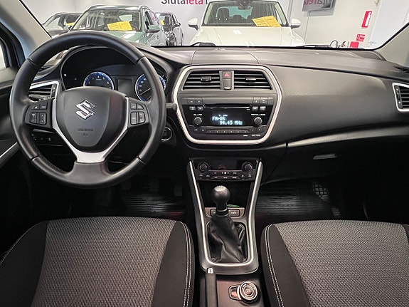 Suzuki S-Cross 13 of 22
