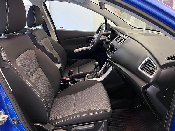 Suzuki S-Cross 12 of 22