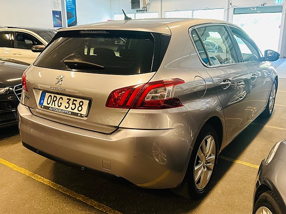 Peugeot 308 6 of 19