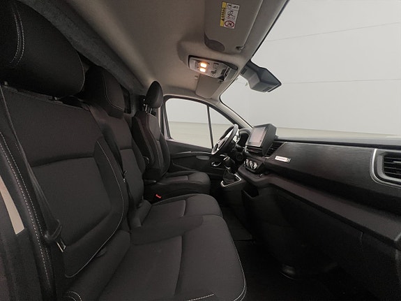 Renault Trafic 29 of 30