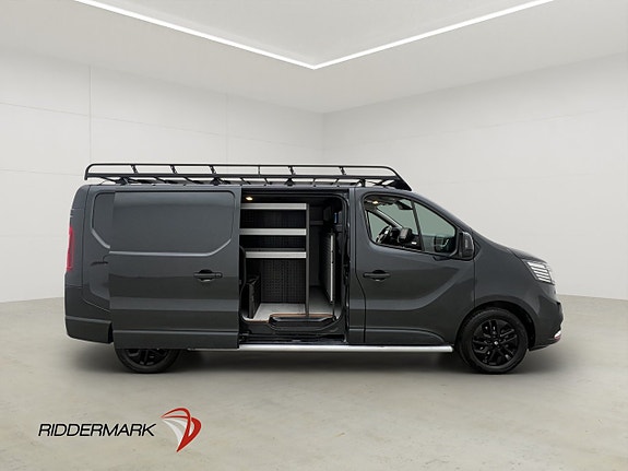 Renault Trafic 12 of 30