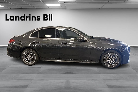 Mercedes-Benz C300 e 4 of 5