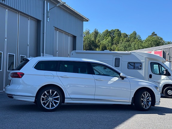 Volkswagen Passat 3 of 5