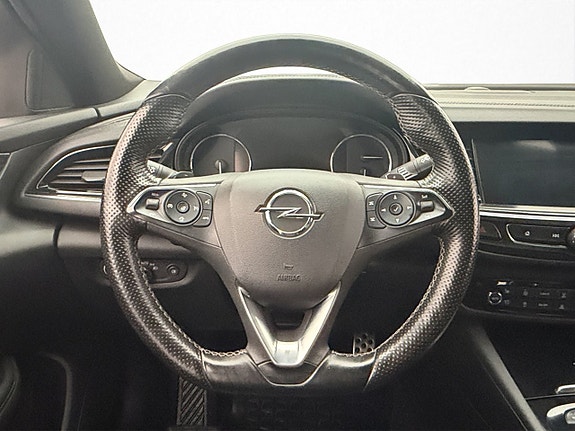 Opel Insignia 13 of 30