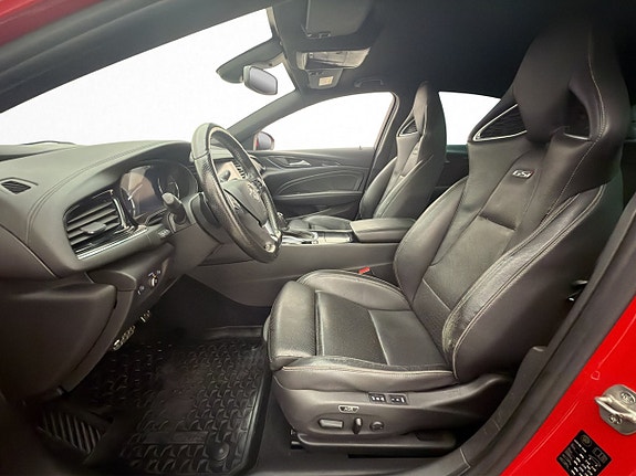 Opel Insignia 11 of 30