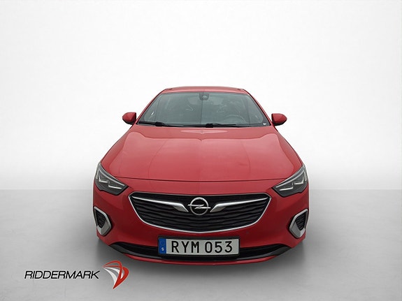 Opel Insignia 2 of 5