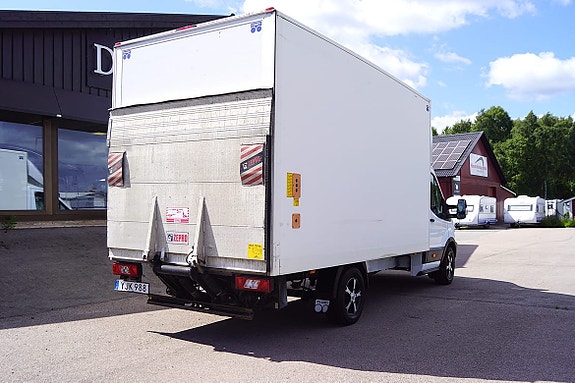 Ford Transit 7 of 17