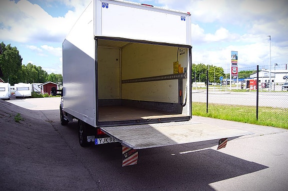 Ford Transit 4 of 5