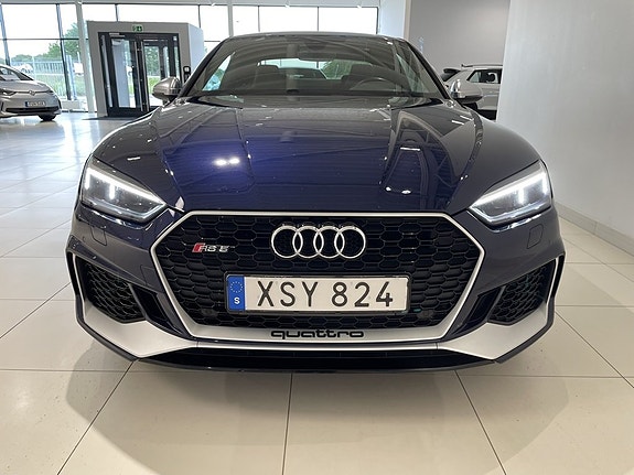 Audi RS5 2 of 5