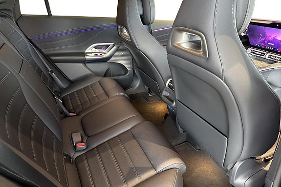 Mercedes-Benz GLC400 8 of 13