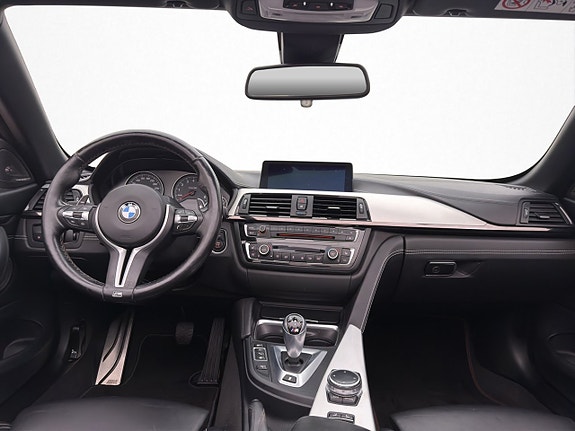 BMW M4 15 of 30